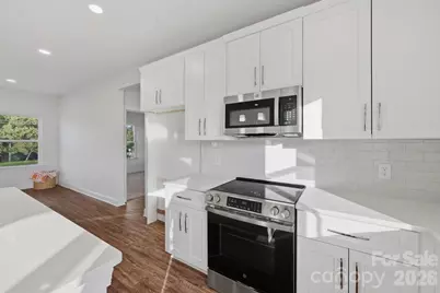 128 N Main Street, Granite Falls, NC 28630 - Photo 11