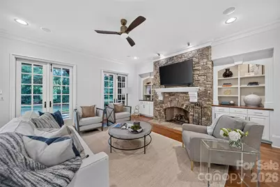 229 Wrenwood Lane, Charlotte, NC 28211 - Photo 15