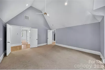 229 Wrenwood Lane, Charlotte, NC 28211 - Photo 35