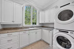 229 Wrenwood Ln, Charlotte, NC 28211 - Photo 19