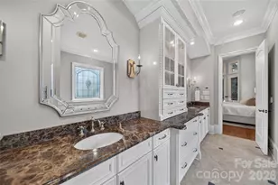 229 Wrenwood Ln, Charlotte, NC 28211 - Photo 25