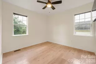 3216 Lasalle St, Charlotte, NC 28216 - Photo 15