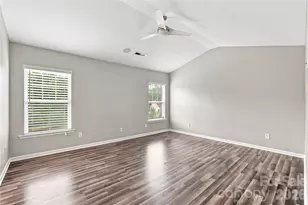 14902 Brotherly Ln, Charlotte, NC 28278 - Photo 17