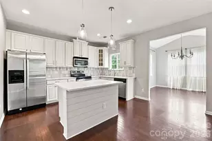 14902 Brotherly Ln, Charlotte, NC 28278 - Photo 11