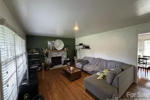 948 Heather Ln, Charlotte, NC 28209 - Photo 3