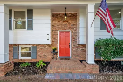 1185 10th Street Place NW, Hickory, NC 28601 - Photo 5
