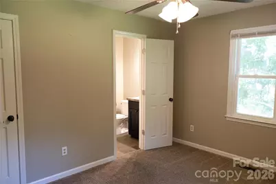 3910 English Oak Drive, Lincolnton, NC 28092 - Photo 9