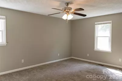 3910 English Oak Drive, Lincolnton, NC 28092 - Photo 7