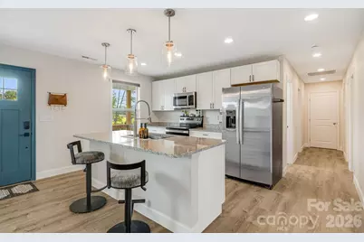 398 Point Hope Lane, Hendersonville, NC 28792 - Photo 9