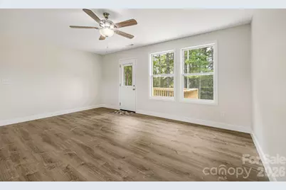 398 Point Hope Lane, Hendersonville, NC 28792 - Photo 19