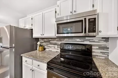 430 Queens Road #122, Charlotte, NC 28207 - Photo 7