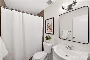 430 Queens Rd, Charlotte, NC 28207 - Photo 15