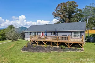 90 Blueberry Hill Dr, Clyde, NC 28721 - Photo 1