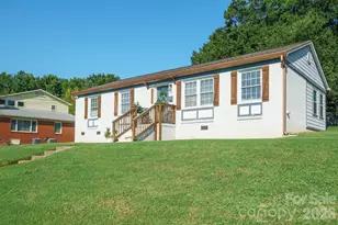 1411 Dean St, Charlotte, NC 28216 - Photo 1