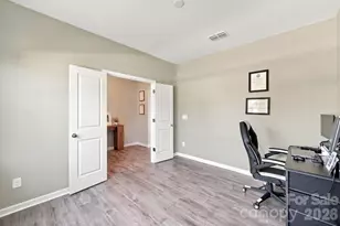 12028 Grinstead Ln, Charlotte, NC 28278 - Photo 11