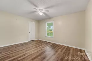 171 Bevis Ln, Statesville, NC 28677 - Photo 17