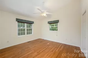 219 Greens View Dr, Horse Shoe, NC 28742 - Photo 17