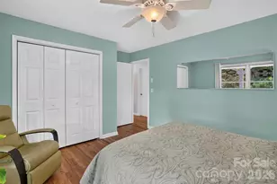 50 Autumn Vw Dr, Hendersonville, NC 28792 - Photo 17