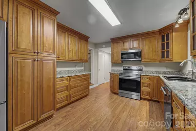 304 Canterbury Road, Cullowhee, NC 28723 - Photo 13
