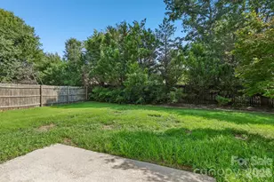 1915 Dundalk Rd, Charlotte, NC 28270 - Photo 37