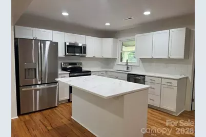 1911 Wall Street, Morganton, NC 28655 - Photo 7