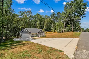 307 Sowers Ferry Rd, Salisbury, NC 28144 - Photo 47