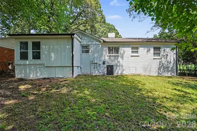 2728 Arnold Drive, Charlotte, NC 28205 - Photo 23