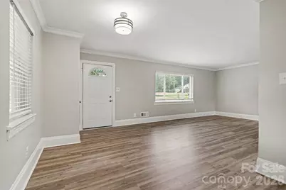 2728 Arnold Drive, Charlotte, NC 28205 - Photo 5
