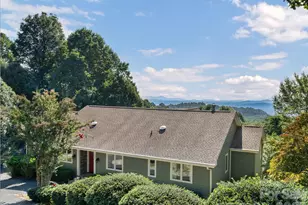 288 Roberts Dr, Laurel Park, NC 28739 - Photo 3