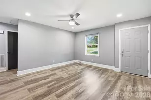 8051 S Way Rd, Charlotte, NC 28215 - Photo 7