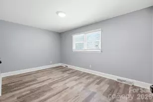 8051 S Way Rd, Charlotte, NC 28215 - Photo 17