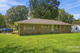 8051 S Way Rd, Charlotte, NC 28215 - Photo 3