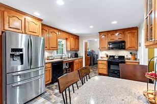 146 Cobblestone Dr, Marion, NC 28752 - Photo 15