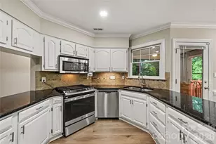 14905 Wyndham Oaks Dr, Charlotte, NC 28277 - Photo 11