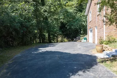 65 Beechwood Road, Asheville, NC 28805 - Photo 27