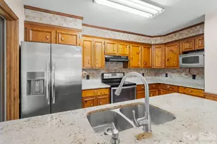 40 Country Bear Ln, Flat Rock, NC 28731 - Photo 7