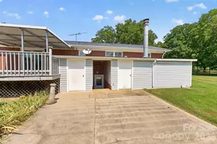 2639 Mt Olive Church Rd, Newton, NC 28658 - Photo 21