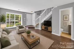 6315 Windsor Gate Ln, Charlotte, NC 28215 - Photo 7
