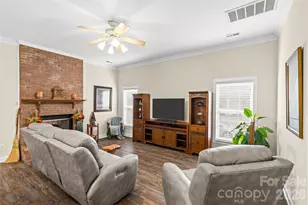 12316 Panthersville Dr, Charlotte, NC 28269 - Photo 9