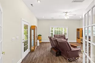 12316 Panthersville Dr, Charlotte, NC 28269 - Photo 17