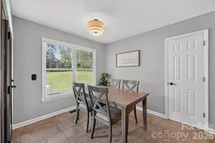 2 Hunters Creek Ln, Granite Falls, NC 28630 - Photo 11