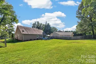 2 Hunters Creek Ln, Granite Falls, NC 28630 - Photo 47