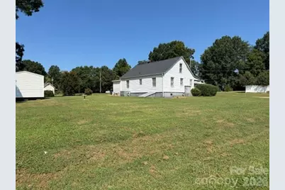 1722 Unity Drive, Statesville, NC 28625 - Photo 3