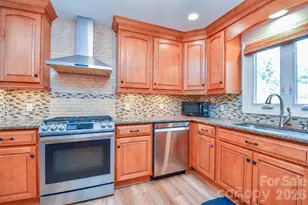 127 Fairway Dr, Mooresville, NC 28117 - Photo 11