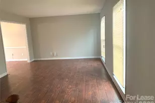 7303 Cormwell Ln, Charlotte, NC 28217 - Photo 3