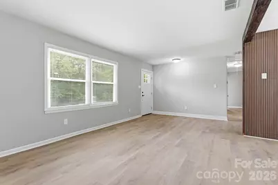 5233 Delivau Drive, Charlotte, NC 28215 - Photo 3