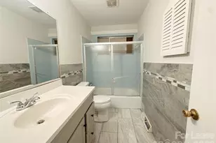 5006 Malibu Dr, Charlotte, NC 28215 - Photo 7