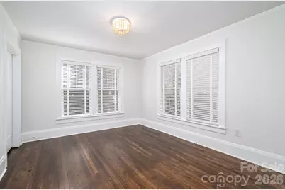 205 W Sixth Avenue, Gastonia, NC 28052 - Photo 11