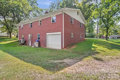 120 Kirkwood Drive, Concord, NC 28025 - Photo 7