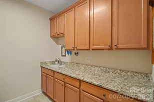 2205 Lincolnshire Ln, Waxhaw, NC 28173 - Photo 25